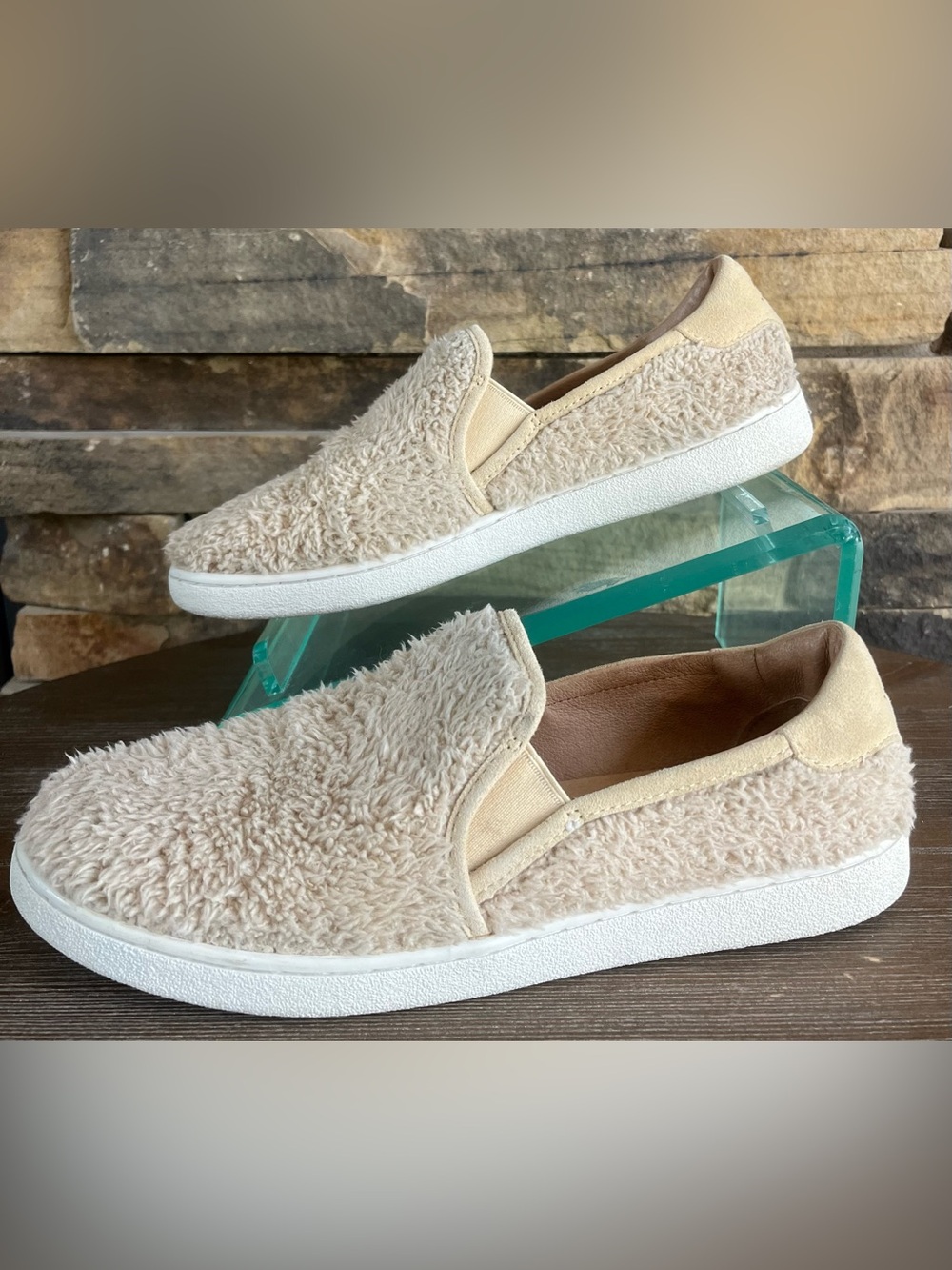 UGG Flats Shoes